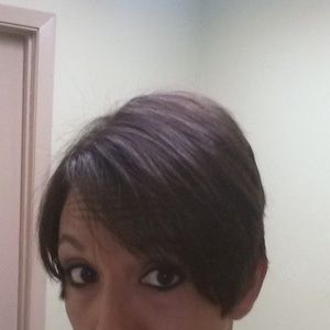 Meet your Posher, Anne